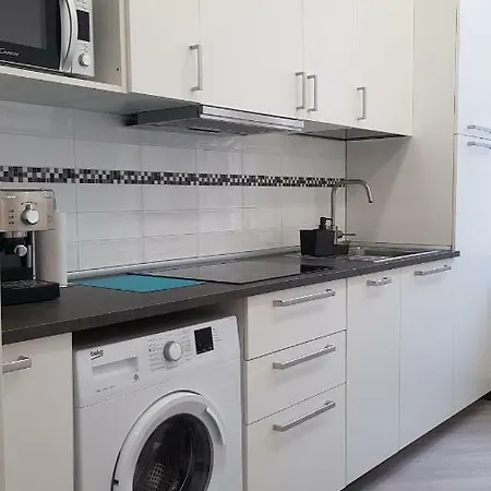 Lisauro Fieschi Apartamento *